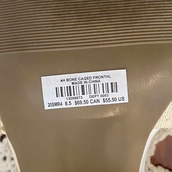 Torrid 4H bone caged fronthl snake print details size 8.5W - Picture 7 of 8